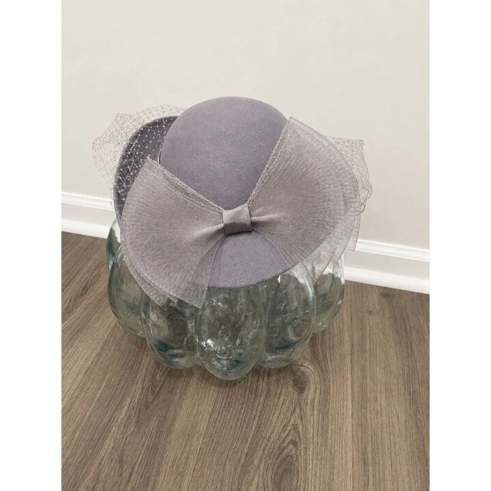 Vintage Sylvia Gray Wool Felt Fascinator Hat with Large Bow & Veil